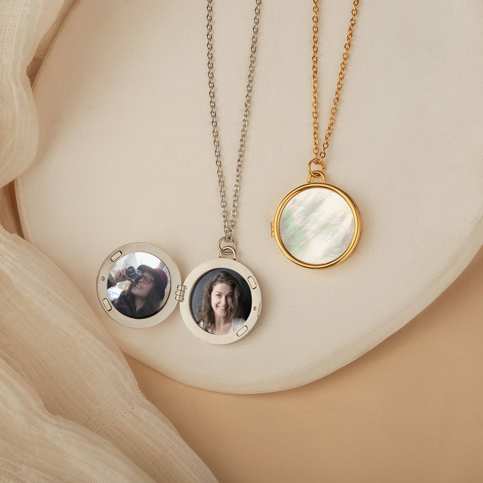 Personalized Magnetic Shell Photo Locket Necklace - Name Engraved Pendant