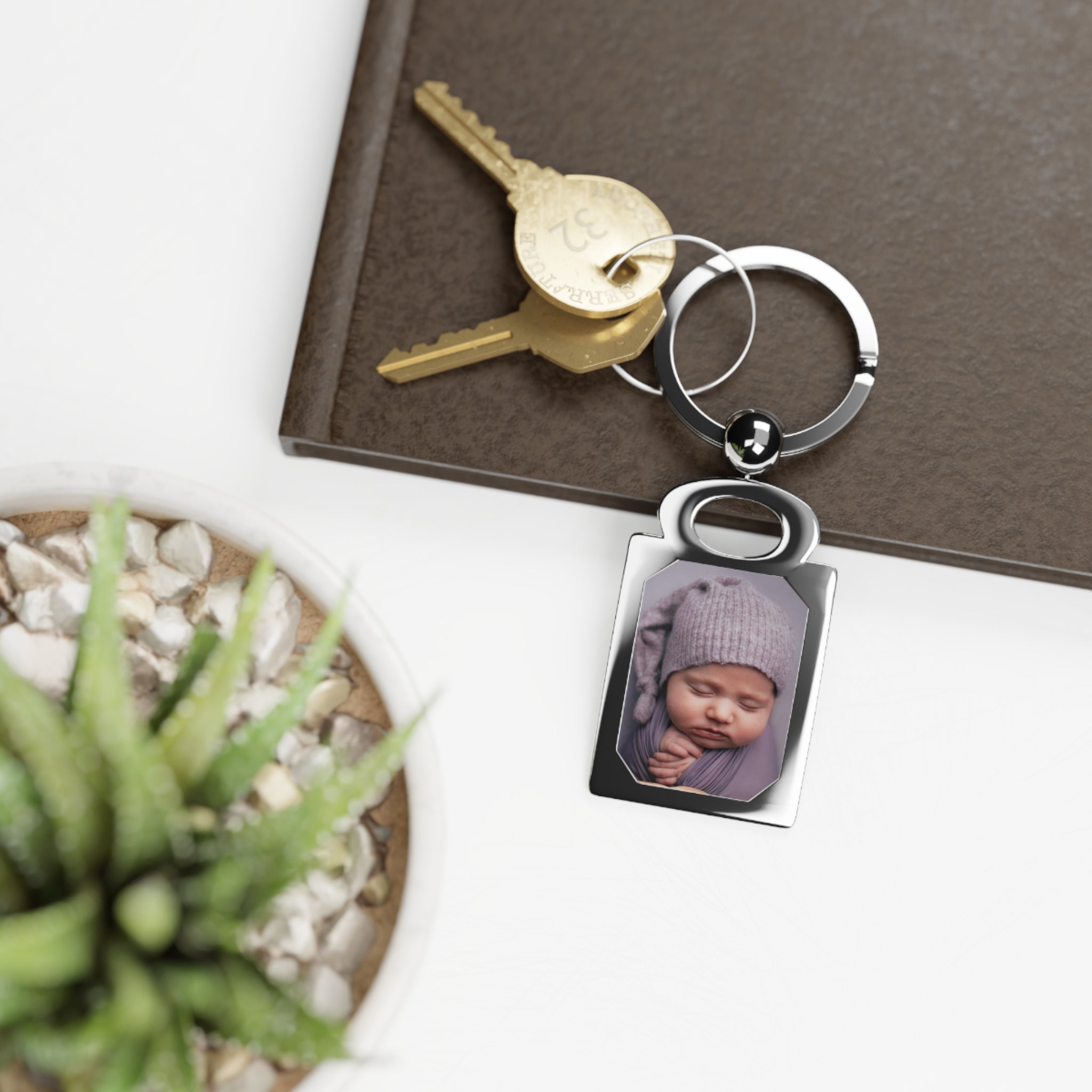 Personalized Rectangle Photo Keyring, Custom Photo Keychain, Memory Key Tag, Gift for Mom, Baby Keepsake.