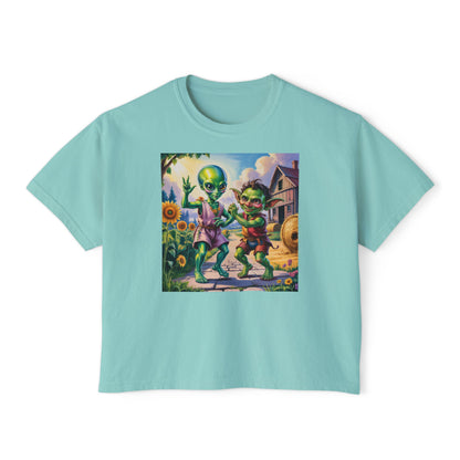 Cute Alien Graphic Women's Boxy Tee, Casual T-Shirt for Fun Vibes