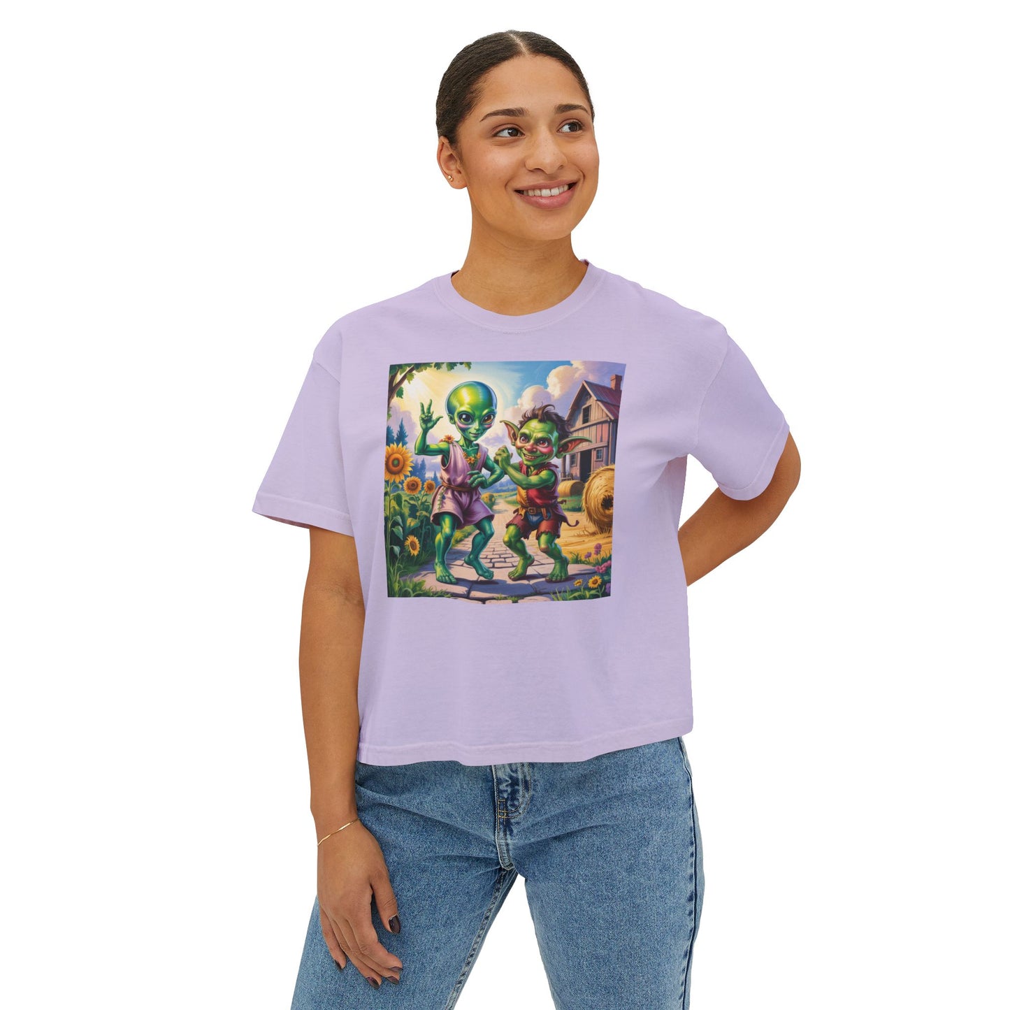 Cute Alien Graphic Women's Boxy Tee, Casual T-Shirt for Fun Vibes