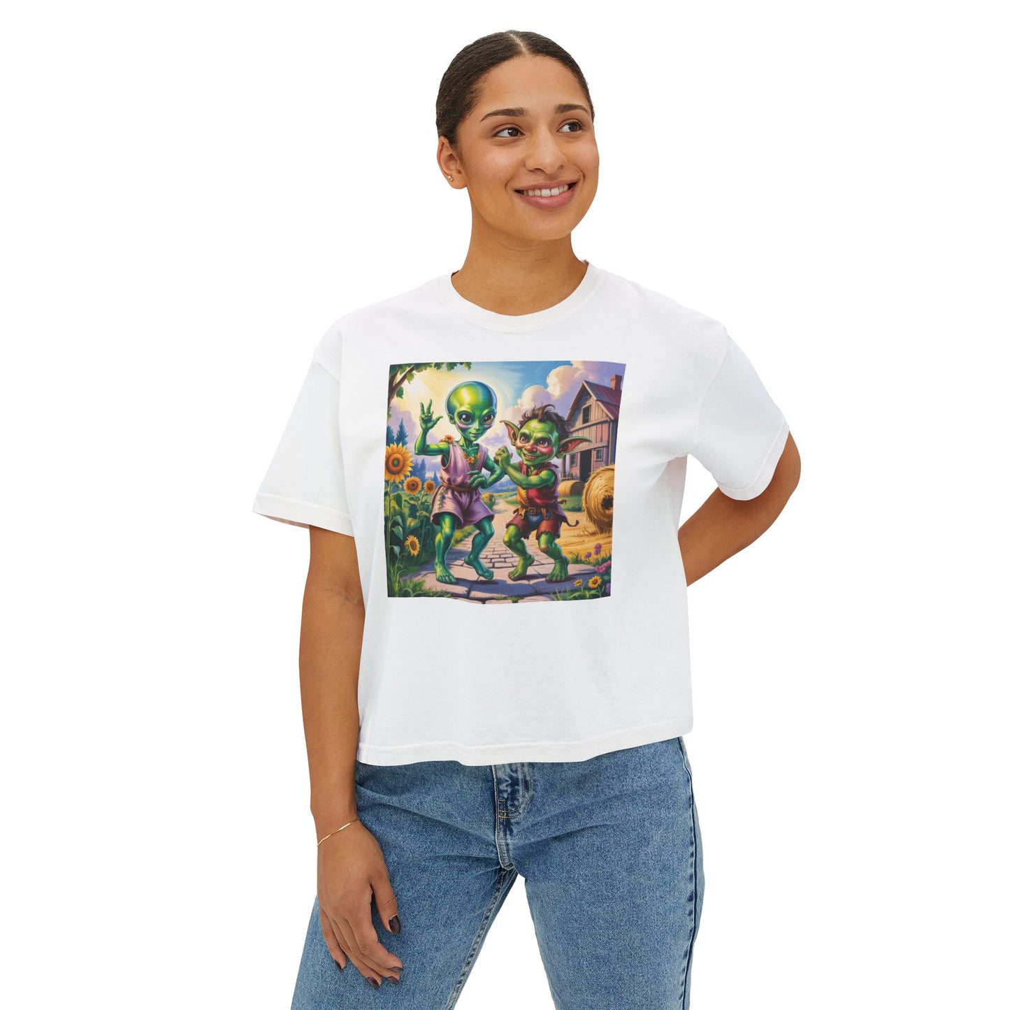Cute Alien Graphic Women's Boxy Tee, Casual T-Shirt for Fun Vibes