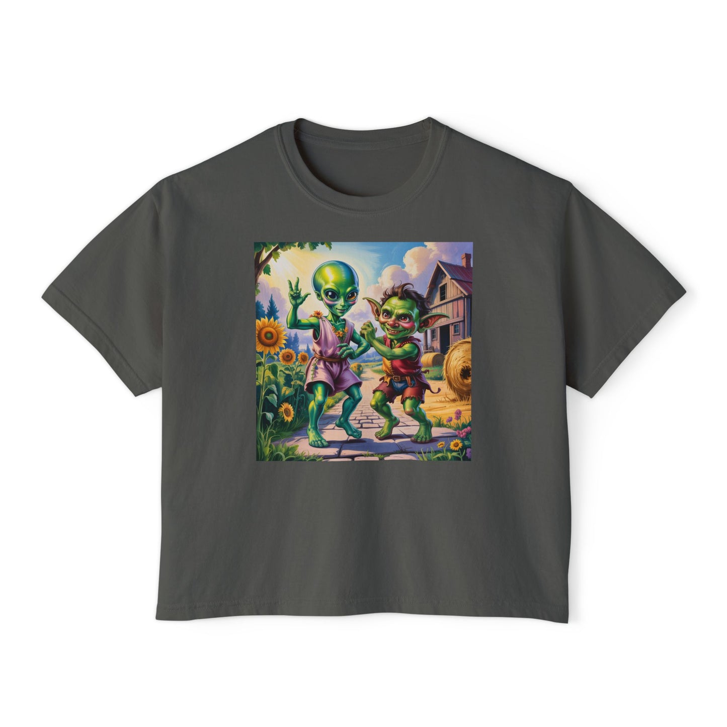 Cute Alien Graphic Women's Boxy Tee, Casual T-Shirt for Fun Vibes