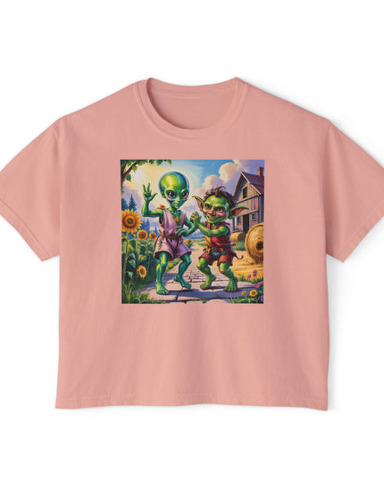 Cute Alien Graphic Women's Boxy Tee, Casual T-Shirt for Fun Vibes