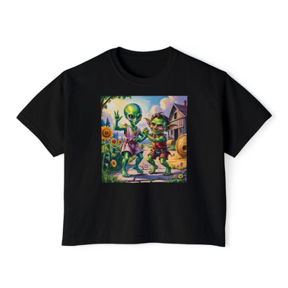 Cute Alien Graphic Women's Boxy Tee, Casual T-Shirt for Fun Vibes