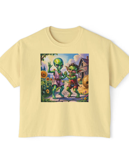 Cute Alien Graphic Women's Boxy Tee, Casual T-Shirt for Fun Vibes