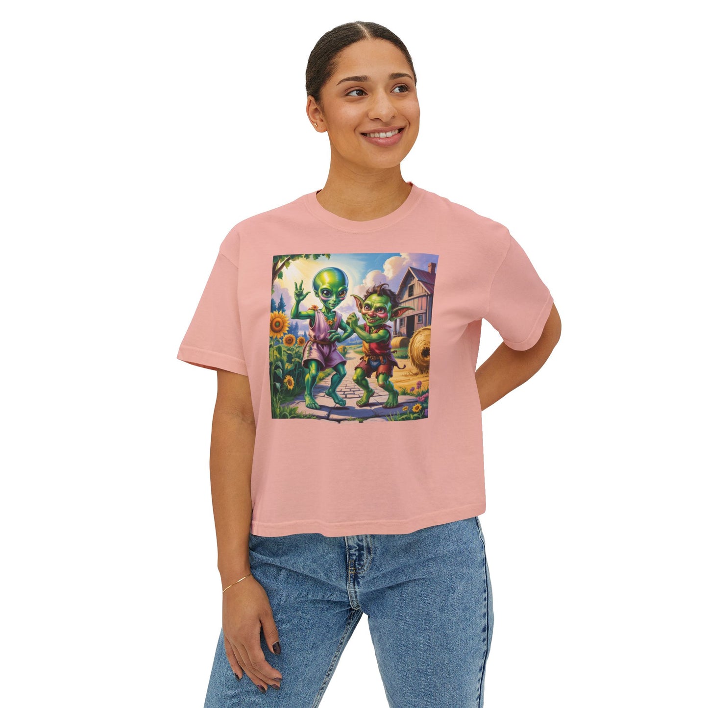 Cute Alien Graphic Women's Boxy Tee, Casual T-Shirt for Fun Vibes