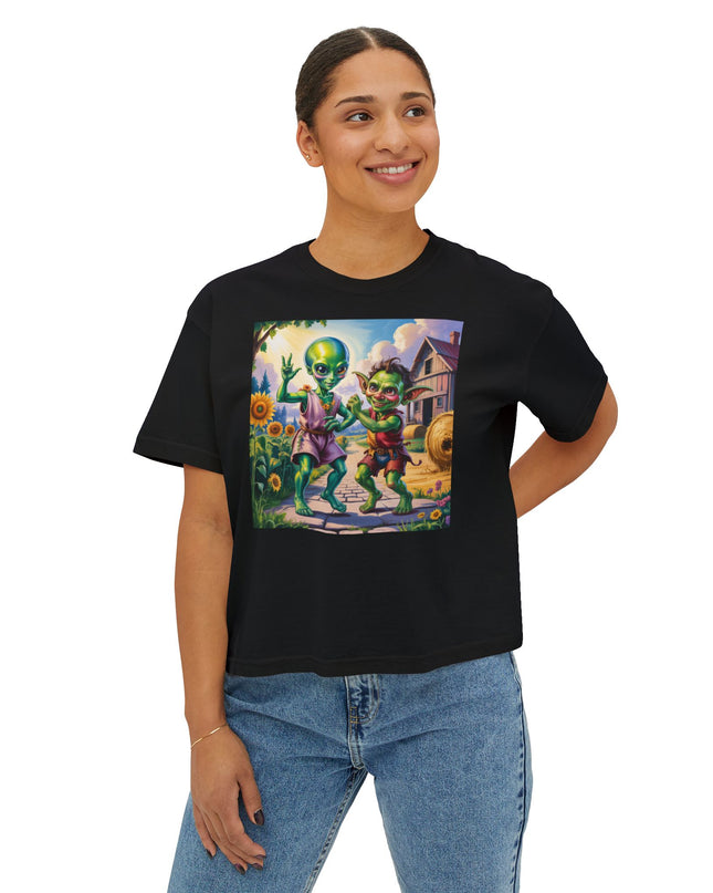 Cute Alien Graphic Women's Boxy Tee, Casual T-Shirt for Fun Vibes