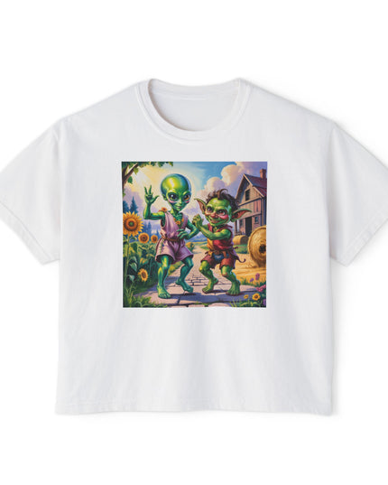 Cute Alien Graphic Women's Boxy Tee, Casual T-Shirt for Fun Vibes