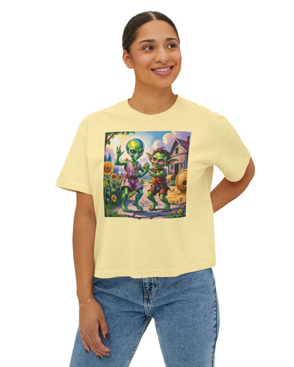 Cute Alien Graphic Women's Boxy Tee, Casual T-Shirt for Fun Vibes
