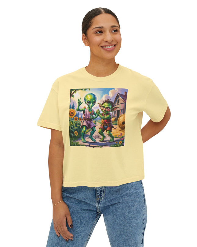 Cute Alien Graphic Women's Boxy Tee, Casual T-Shirt for Fun Vibes