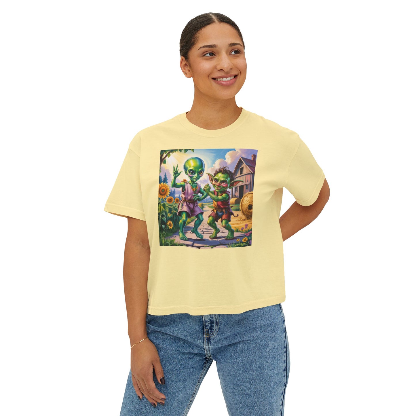 Cute Alien Graphic Women's Boxy Tee, Casual T-Shirt for Fun Vibes