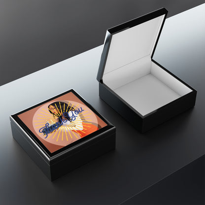 Stylish Jewelry Box with 'Thank You' Design, Personalized Gift for Her, Keepsake Storage, Ideal for Birthdays, Anniversaries, or Weddings