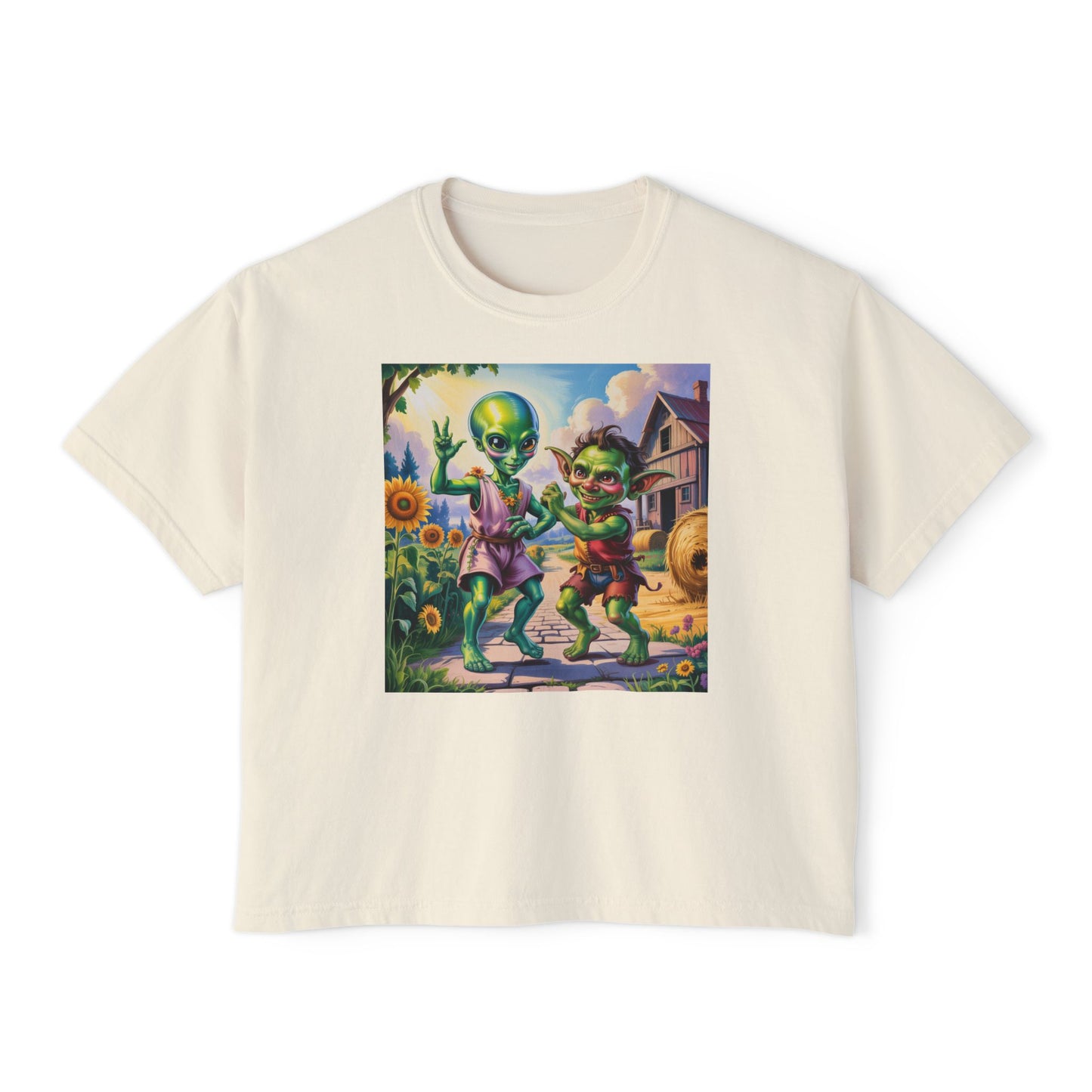 Cute Alien Graphic Women's Boxy Tee, Casual T-Shirt for Fun Vibes